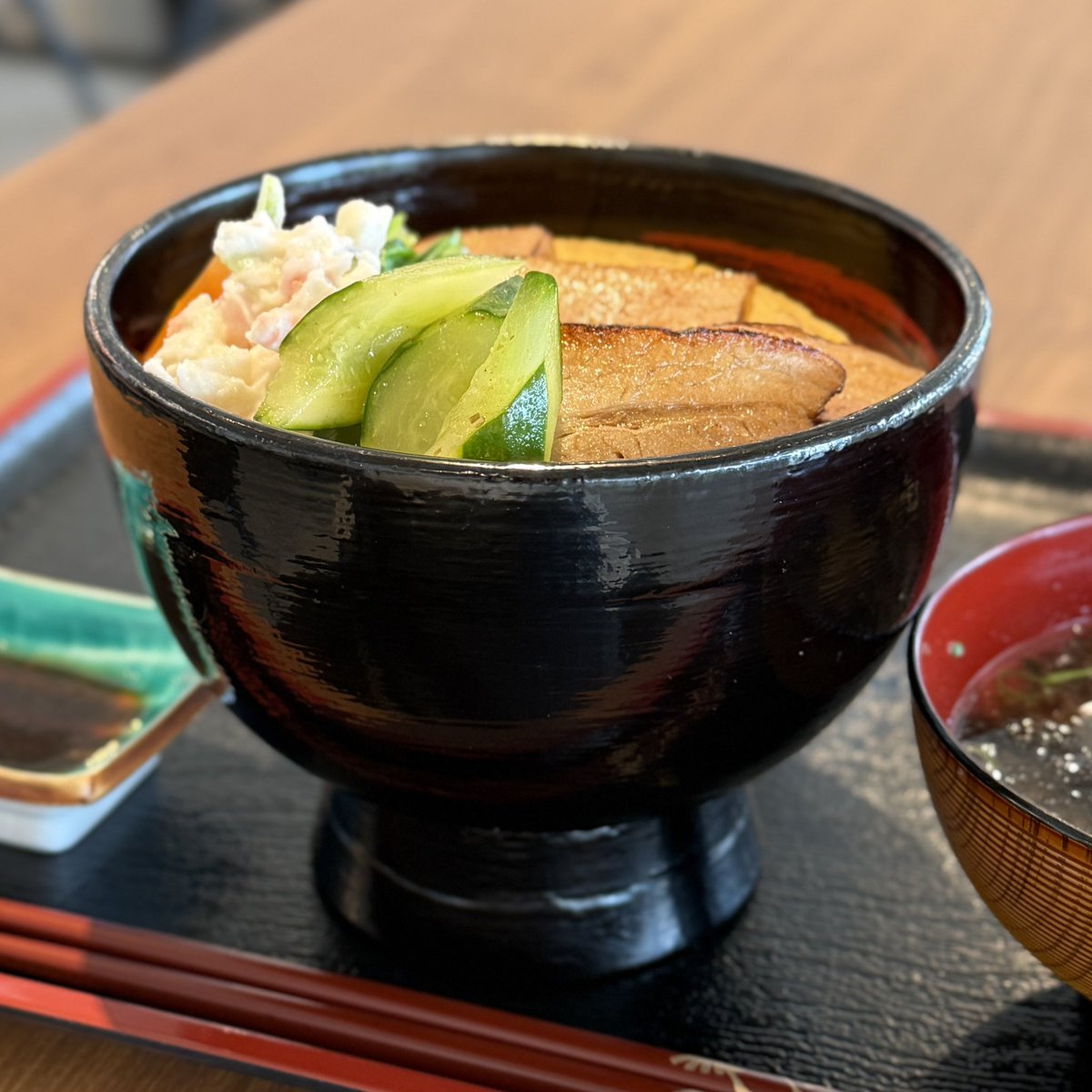これは凄い👀 故人間国宝の角偉三郎さんの合鹿椀で実際に食べれるだけ