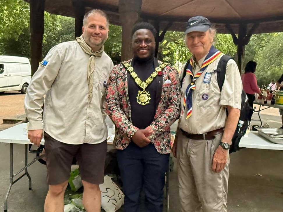 8th Holborn Scout Group (@8thholborn) on Twitter photo Thank you to the <a href="/mayorofcamden/">Mayor of Camden</a> for joining us tonight for our summer party. During his visit he presented a Chief Scout’s Silver Award to one of our Cubs and the summer term patrol competition prizes to Stags, as well as saying farewell to James as he steps down Thank you to the <a href="/mayorofcamden/">Mayor of Camden</a> for joining us tonight for our summer party. During his visit he presented a Chief Scout’s Silver Award to one of our Cubs and the summer term patrol competition prizes to Stags, as well as saying farewell to James as he steps down