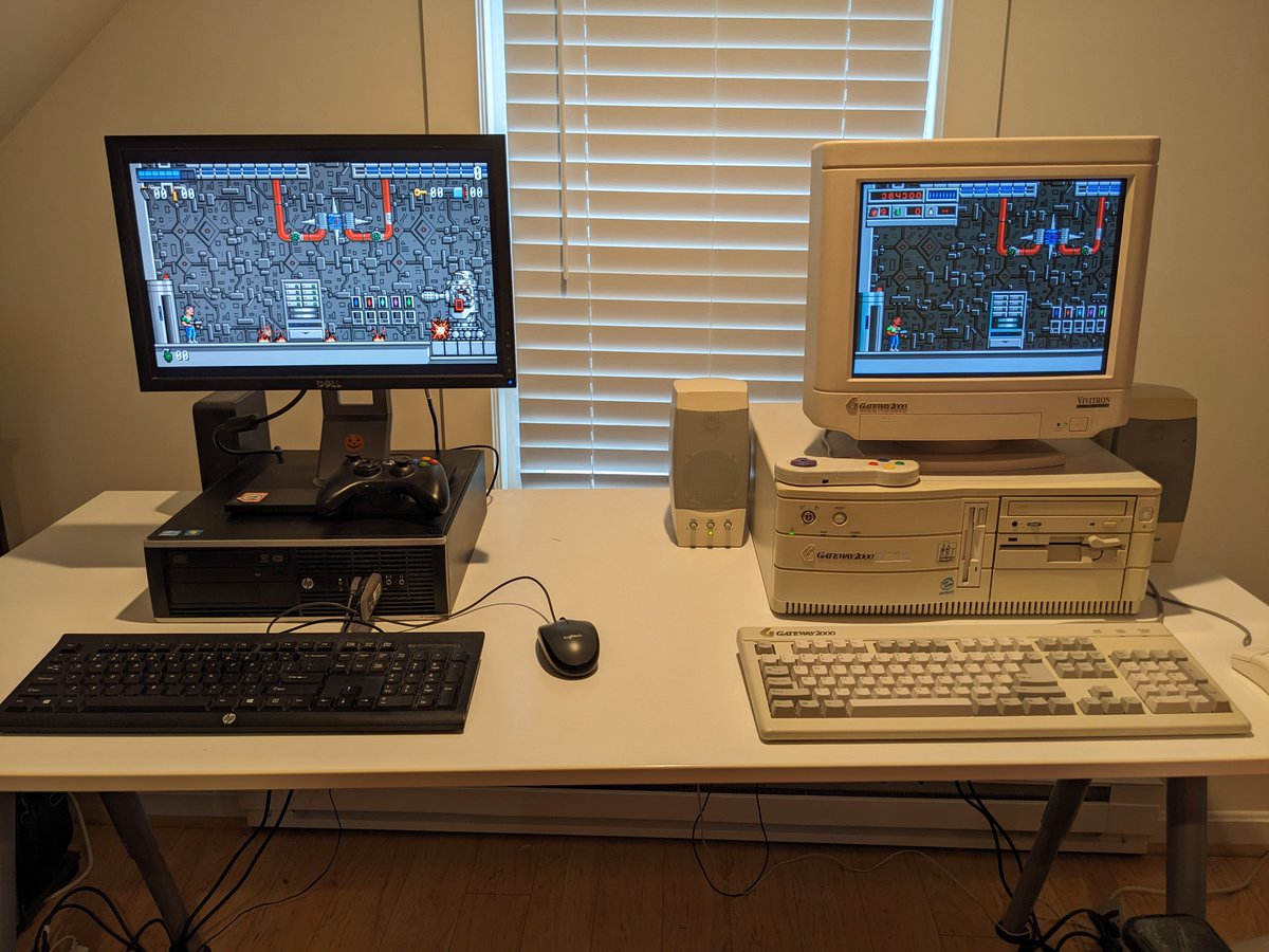 Dosgamert's tweet image. BioMenace Remastered (2025) versus the original BioMenace (1993). This is some great stuff. Have you already tried the Demo? Get it here: store.steampowered.com/app/3459100/Bi…