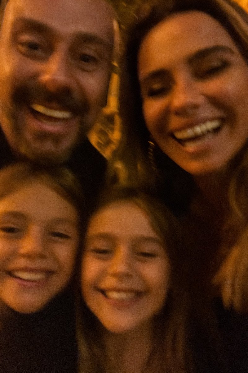 itgionero's tweet photo. #romena e se…. https://t.co/rkH4b6j3V9
