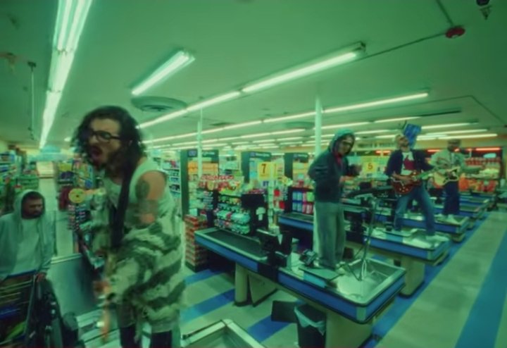 Me compre en el  super SIN TI 4 Morat 's  refrigerados están en muy buen estado.
Cuando pase a pagar por las cajas me di cuenta que funcionan perfecto... es un buen producto lo recomiendo 😎
<a href="/MoratBanda/">Morat</a> 
youtu.be/TJSZGoS_YFg?si…