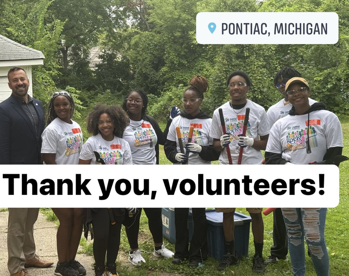 MikeMcGPontiac's tweet image. Habitat for Humanity’s @HabitatOakldCty Rock The Block made a BIG difference on Pontiac’s Eastside today! Thank you to the many volunteers who made it possible. #LetsGoPontiac