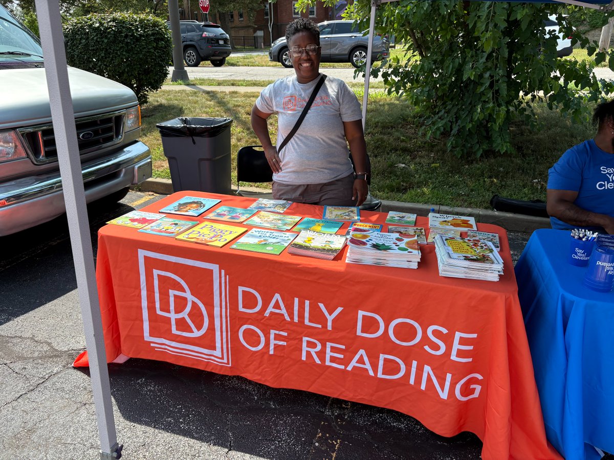 DDReading's tweet image. Thank you, @Cleveland_PL for hosting a fantastic block party today! A special shoutout to all-star Literacy Specialist Myca Carter-Sims for distributing free books! Talk. Sing. Read. Play. Everyday! #CommunityEvents #Literacy