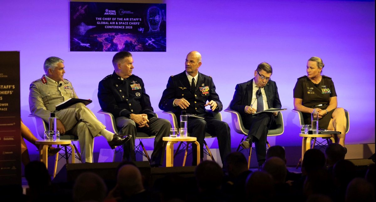 CJC_ADF's tweet image. I attended the Global Air and Space Chiefs Conference in the UK this week. The theme – Integrated Space Power in the Evolving Battlespace strongly aligned with Australia’s view of space as an operational domain. In this era, space power is national power! #GlobalAirSpaceChiefs