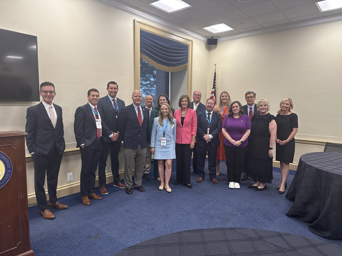 Thank you to <a href="/RepGuthrie/">Rep. Brett Guthrie</a> for meeting with our group this afternoon! #2025DCFlyIn #OnTheHill