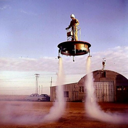 RealAirPower1's tweet image. Long before Green Goblin’s glider or Marty McFly’s hoverboard, there was the Hiller's VZ-1 Pawnee, a USArmy "flying platform" first flown in 1956. Pitched as a mobile sniper perch (well, sort of), this ducted fan hovercraft never found a real purpose. By 1960, it was quietly…