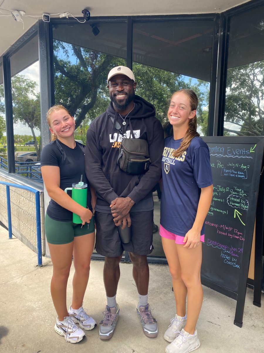 Faith DeRing (@faith_dering14) on Twitter photo Home for the day = hitting and a workout with <a href="/_LBII_/">LaMark Brown</a> & <a href="/lab_ava5/">Ava LaBarbera</a>!
Heading to Cali tomorrow for PGF Nationals!!🥎☀️🌴
<a href="/coach_toric/">Tori Constantin</a> <a href="/CoachKrysiak/">Beth Krysiak</a> <a href="/2Ganeff/">Kris Ganeff</a> <a href="/CoachDeOliveira/">☘️Irish Coach Boo!☘️</a> <a href="/Coach_pooch/">Mike “Pooch” Perniciaro</a> <a href="/jessgorman01/">Jess Gorman</a> <a href="/Coach_Jo4444/">Joanna Hardin</a> <a href="/knross32/">Karla Ross</a> <a href="/bridgetorchard/">Bridget Orchard</a> <a href="/frantroyan/">@frantroyan</a> Home for the day = hitting and a workout with <a href="/_LBII_/">LaMark Brown</a> & <a href="/lab_ava5/">Ava LaBarbera</a>!
Heading to Cali tomorrow for PGF Nationals!!🥎☀️🌴
<a href="/coach_toric/">Tori Constantin</a> <a href="/CoachKrysiak/">Beth Krysiak</a> <a href="/2Ganeff/">Kris Ganeff</a> <a href="/CoachDeOliveira/">☘️Irish Coach Boo!☘️</a> <a href="/Coach_pooch/">Mike “Pooch” Perniciaro</a> <a href="/jessgorman01/">Jess Gorman</a> <a href="/Coach_Jo4444/">Joanna Hardin</a> <a href="/knross32/">Karla Ross</a> <a href="/bridgetorchard/">Bridget Orchard</a> <a href="/frantroyan/">@frantroyan</a>
