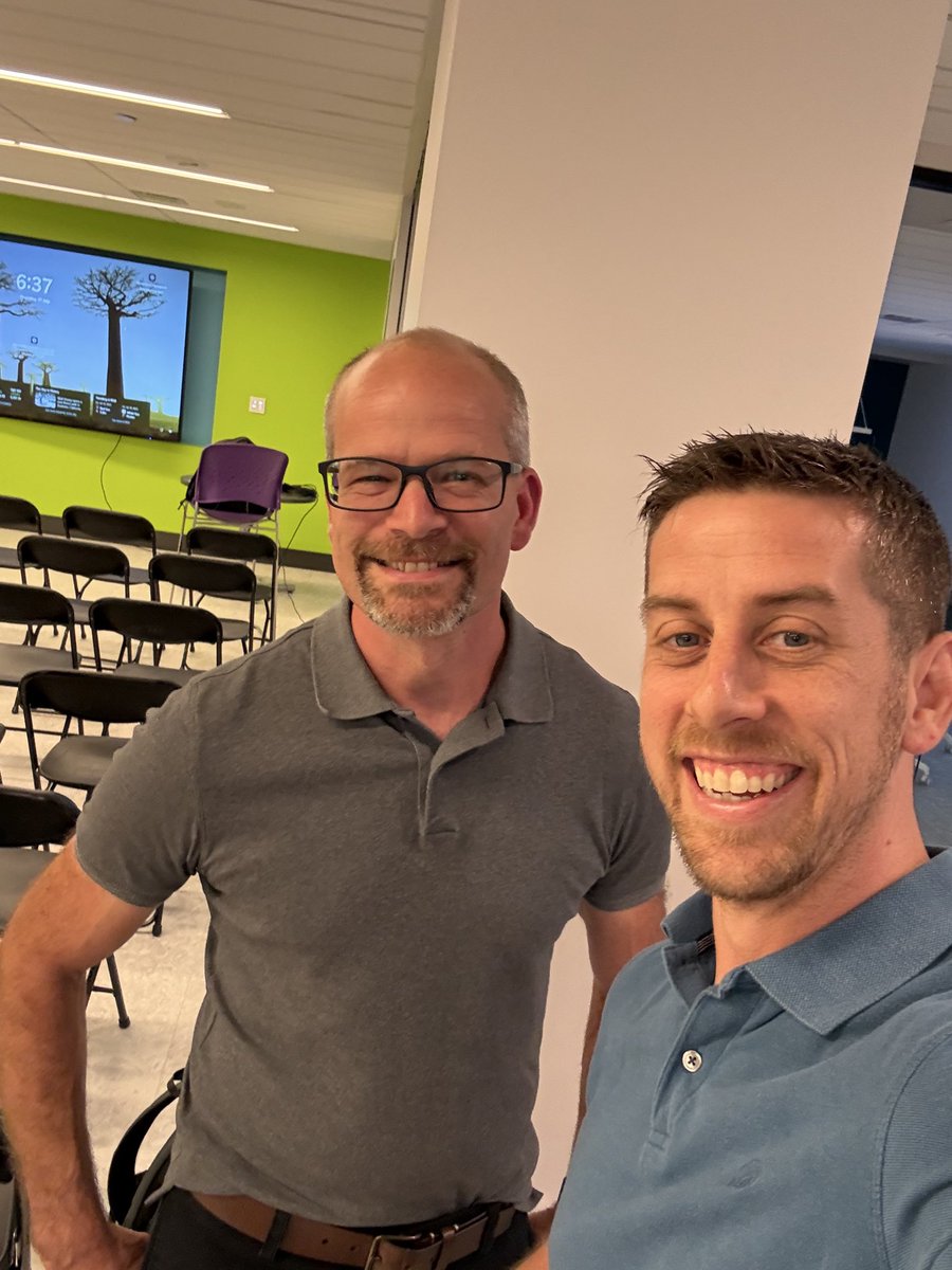 xdc_community's tweet image. Great to see XDC community members meeting up in Boston at @QUBIC_LABS to discuss the latest in web3, RWA tokenization, stablecoins, and more!
@Picard_on_chain @Tpada13
@XDC_Network_ @XDCFoundation