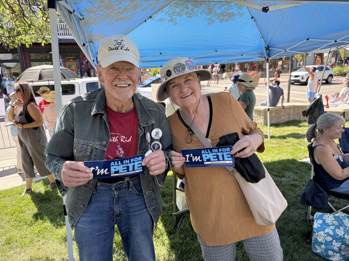 AllInForPete28's tweet photo. Attending a powerful rally at the Nevada State House with All In for Pete PAC — the energy and support for @PeteButtigieg was electric. Nevada is ready. 💪🇺🇸 #AllInForPete #NVPolitics https://t.co/pR5vNtBo19
