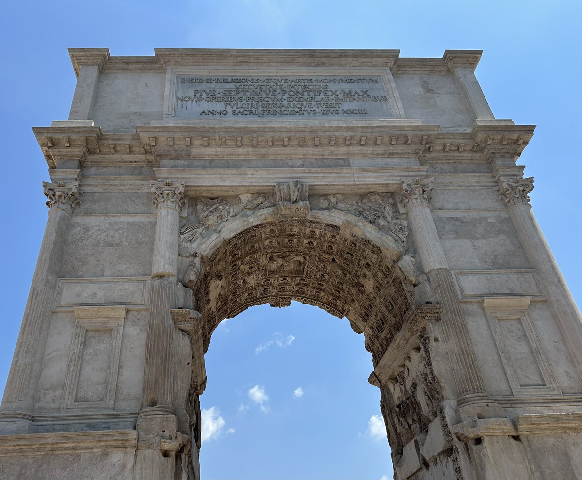gever1el's tweet image. Today I saw the Arch of Titus! After the Jews rebelled against the lawful Roman authority, Titus crushed, enslaved, defeated them, & razed their deicidal temple.—Paul IV made Jews kiss the feet of the pope at this arch submission yearly, and S.D. Pius VII fortified the arch.