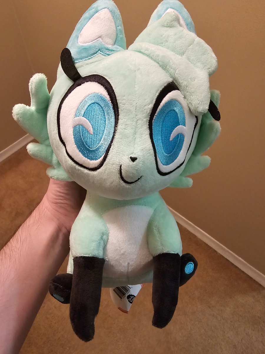 The Slushi Plushie is here!  Hooray! 😍
<a href="/youtooz/">youtooz</a>  <a href="/chikn_nuggit/">Chikn Nuggit</a>