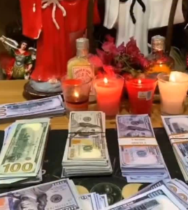 GodisntaHo's tweet image. While U work 2 jobs and drive for Uber so U can make extra cash to afford his prayers, @PastorAlexLove spends your money on lavish parties in Brighton wher AMONG OTHER THINGS they exfoliate his t*sticles with an illegal mixture of liquid gold and diamonds... I';VE BEEN WARNING AB