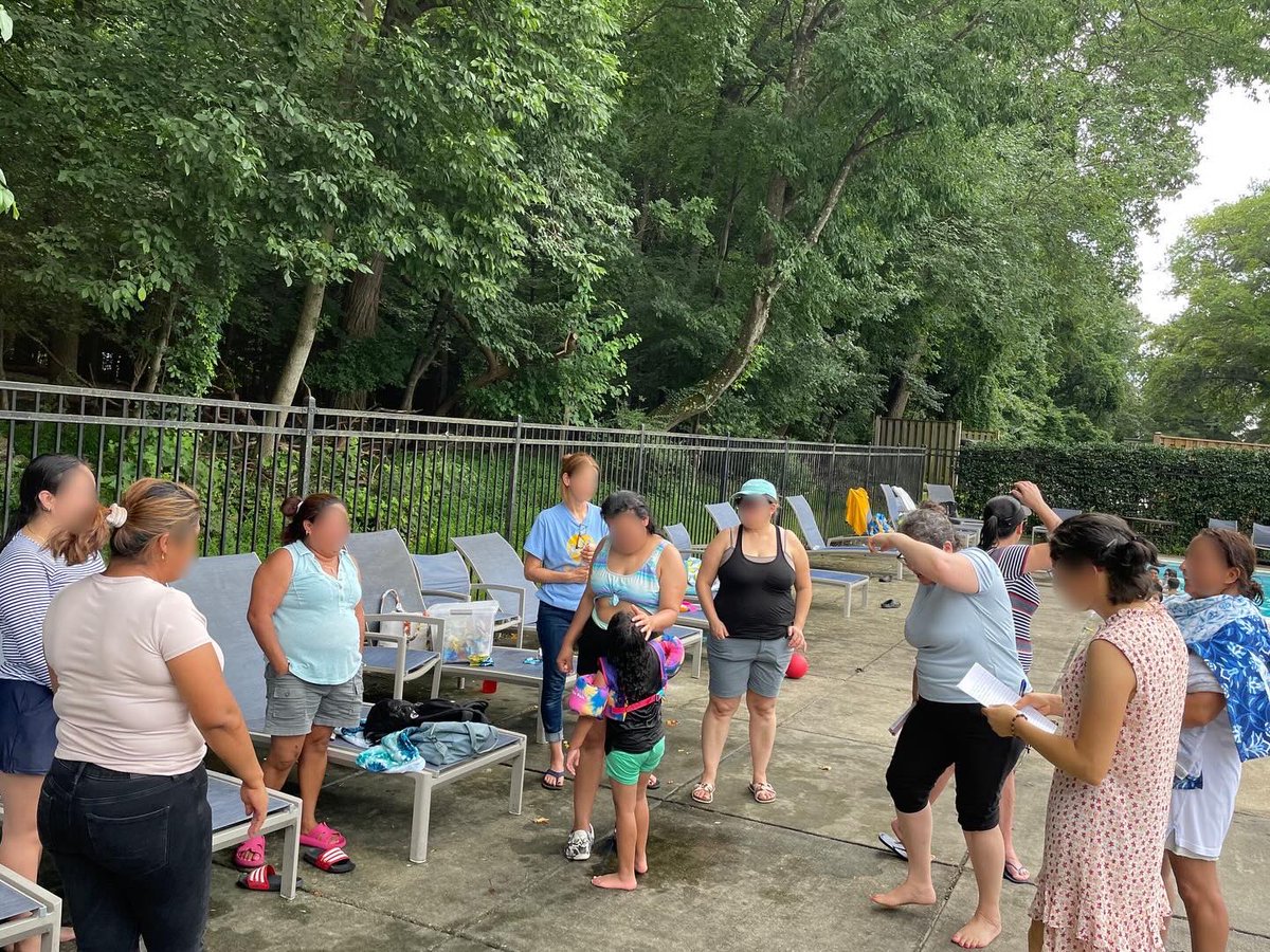 GloriaJCSL's tweet image. Thanks for the invitation to join your pool playdate today @AIMforPower. While the kids swam, I heard some great insights and feedback from their families. I hope to take what I heard back to school and put some of these ideas into action. #staytuned @HHESHUSKIES @CSconnect_MCPS
