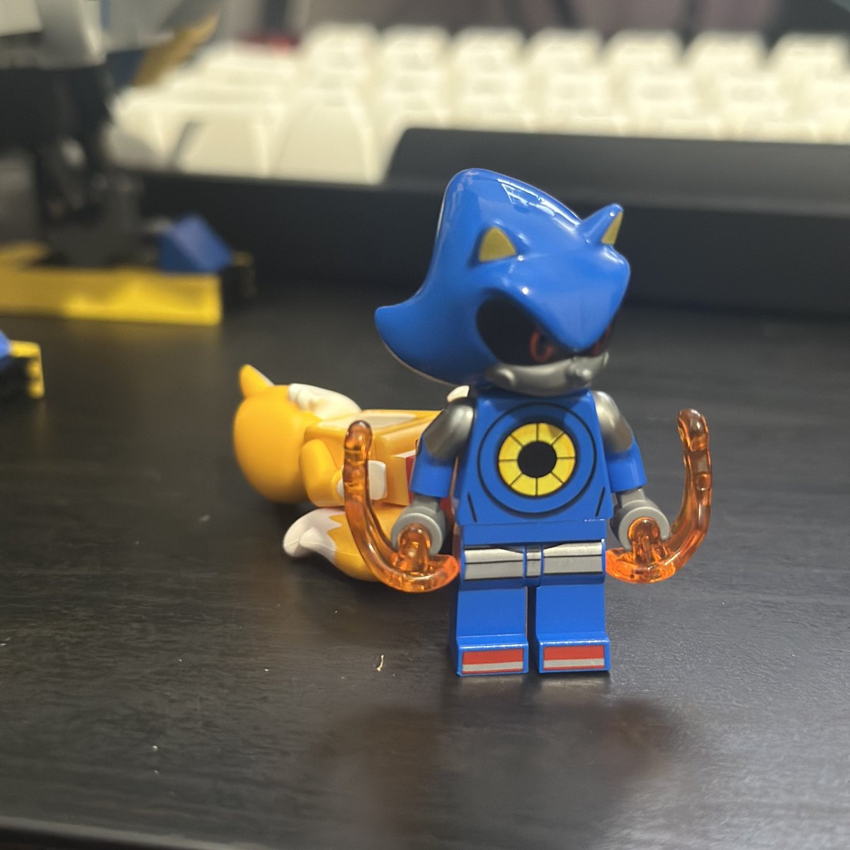 SonicButMetal's tweet photo. Finished the building the Lego Set “Metal Sonic Vs Cyclone” on stream and it was an amazing experience to build Lego live!! Would so down to do it again! https://t.co/6gywrLhISA