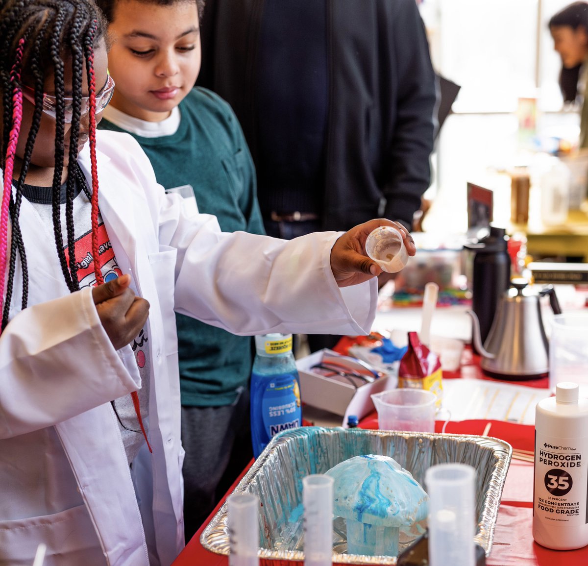 PurdueHHS's tweet image. 📆 Save the date! Make plans now to spend Valentine's Day with your family at #Purdue. Fall in love with science at the annual free STEP N2 STEM event, hosted by @PurdueHHS.
🗓️ Feb. 14, 2026
📍 Purdue University, Lyles-Porter Hall
💻 Stay tuned for more details.