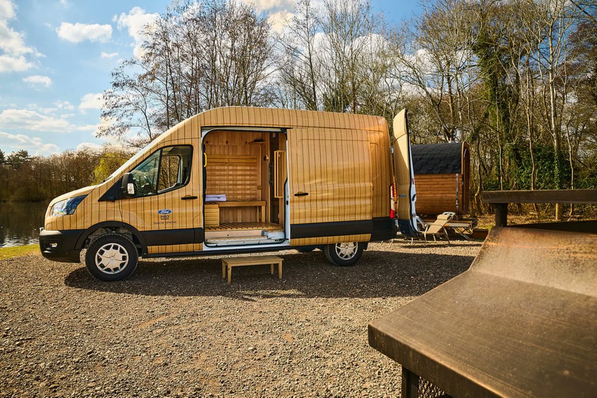 jimfarley98's tweet image. This year marks 60 years of the @Ford Transit van — a vehicle built to serve. We love seeing how our customers use them around the world for all types of purposes, powering businesses and passion projects! fromtheroad.ford.com/us/en/articles…