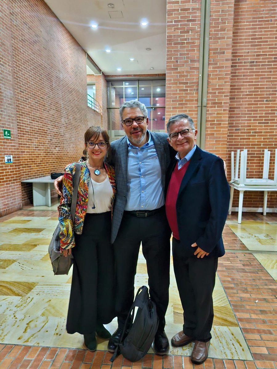 Estamos muy orgullosos de nuestro equipo que estuvo hoy presente en la entrega de resultados sobre prevención de VSR en Bogotá, no solo en nombre de sus instituciones, sino también como parte de nuestra Asociación.
Fundamentales en la toma de decisiones informadas para el país.