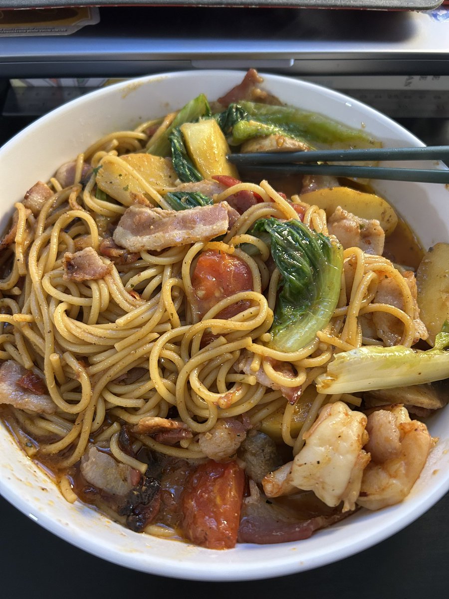 redregenmann's tweet image. Yum