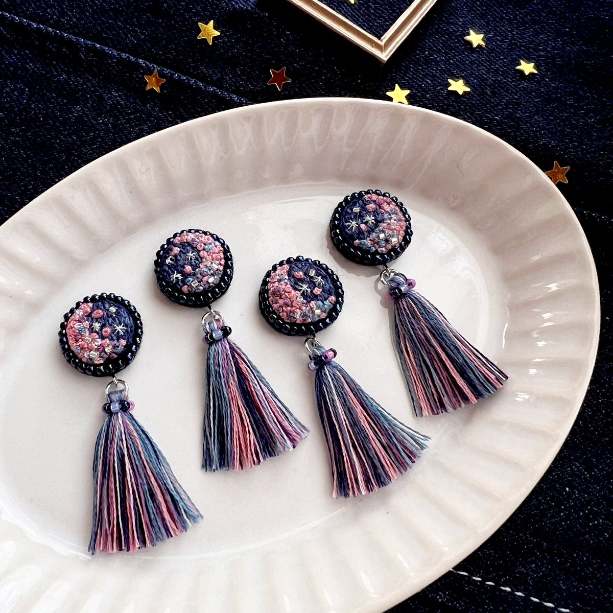 mimily_wicket's tweet image. #こういうの好きだよって人RT
夜空にとけるpink moon 🌙* :゚
手刺繍のアクセサリーです🙌