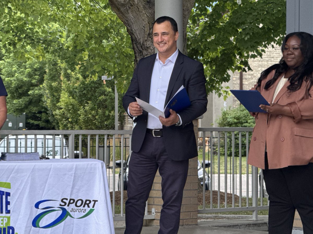 MichaelParsa's tweet image. Congratulations to all the recipients of the @SportAurora School Athletes of the Year Award!
Many thanks to Councillor Ron Weese, Laurie Mueller and the entire team at Sport Aurora for recognizing the achievements of these young athletes.
#AuroraOakRidgesRichmondHill