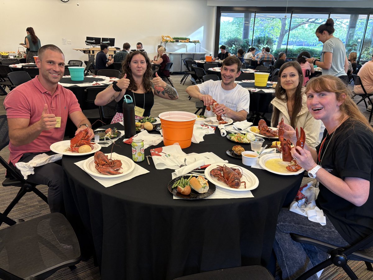 kwanalexc's tweet image. Everyone approves of the dinner to end the #GRCPsychedelics 🦞

@devin_effinger @JasterAlaina  @sequencemyneuro @VeronicaChelu 
and Erin Neyhart