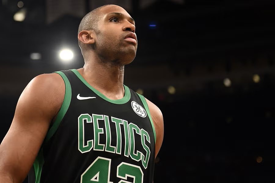 GoIdenState's tweet image. The Golden State Warriors are interested in Al Horford.