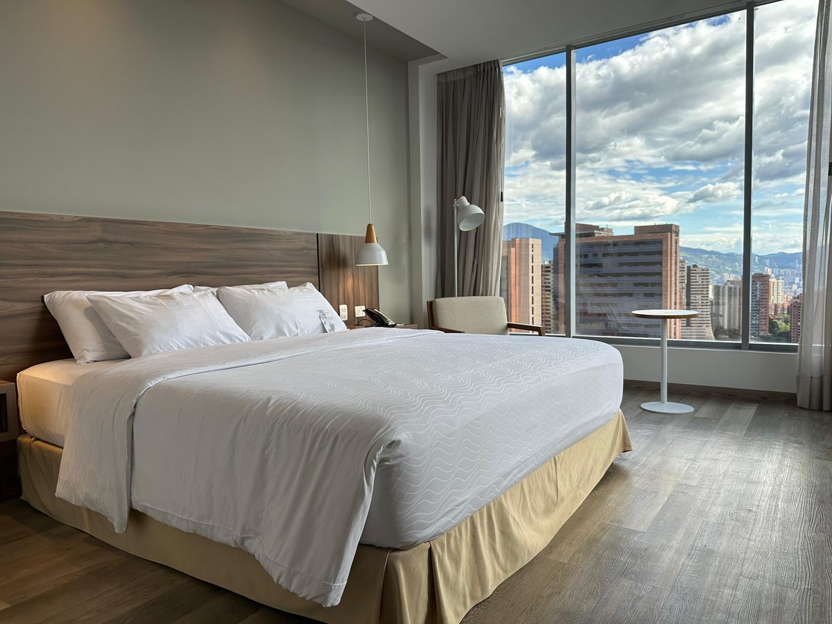 El Tesoro tweet media