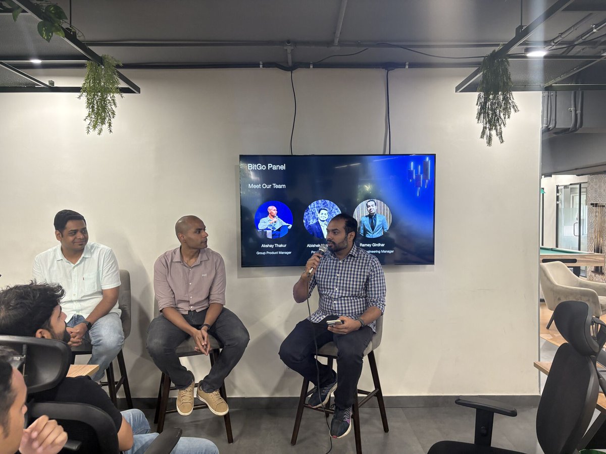 BitGo's tweet image. No slides. No fluff. Just real talk on building in crypto.
Be with BitGo: Product Unscripted
📍 Bangalore | 🗓️ July edition
We hosted a full house of PMs and builders for a candid chat on:
🔹 Shipping products in Web3
🔹 Career paths in crypto
🔹 What it’s like building at…