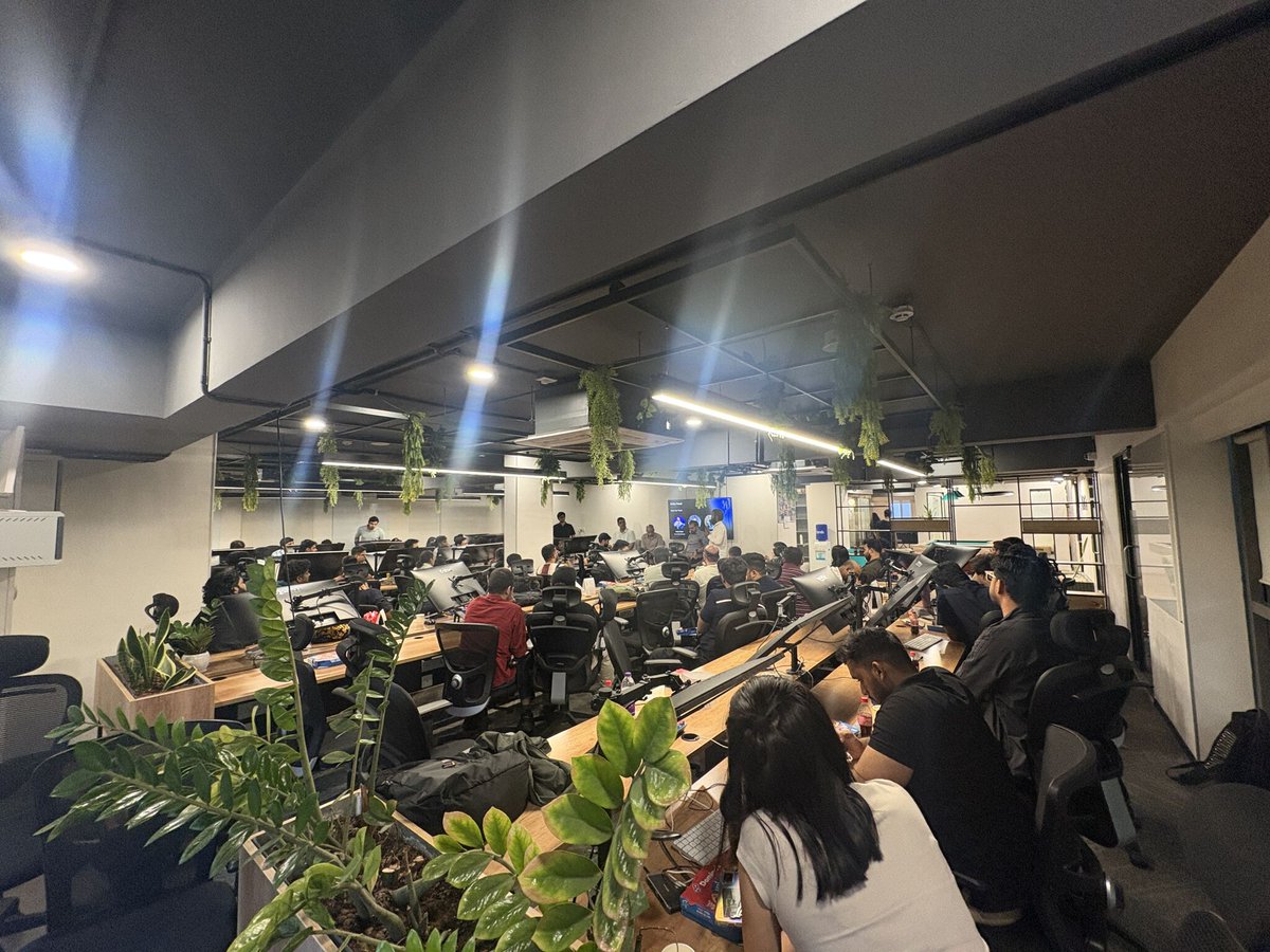 BitGo's tweet image. No slides. No fluff. Just real talk on building in crypto.
Be with BitGo: Product Unscripted
📍 Bangalore | 🗓️ July edition
We hosted a full house of PMs and builders for a candid chat on:
🔹 Shipping products in Web3
🔹 Career paths in crypto
🔹 What it’s like building at…