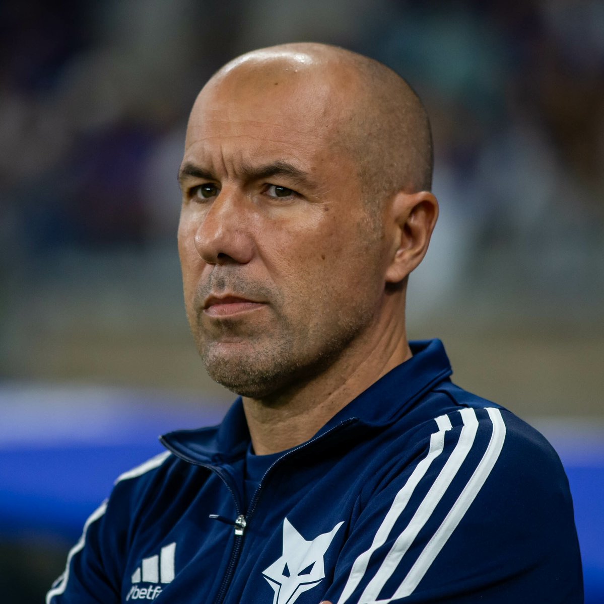 xGTstats's tweet image. Cruzeiro de Leonardo Jardim desde a derrota pro Palestino (24/04):
— 11 vitórias
— 4 empates
— 1 derrota
Líder do Brasileirão.