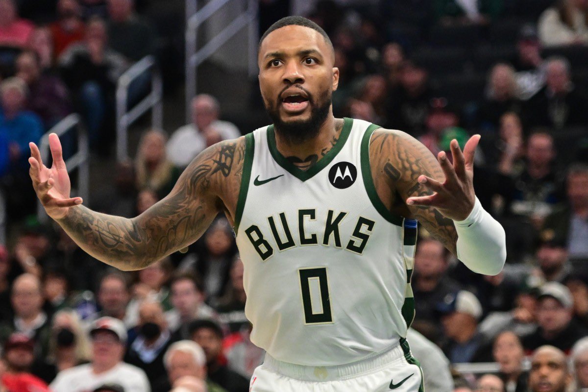 SMHighlights1's tweet image. Damian Lillard leaving the Trail Blazers and coming back is the definition of:
“The Grass Isn’t Always Greener On The Other Side”
He should have never left in the first place. I’d be pumped if I was a Blazers fan.