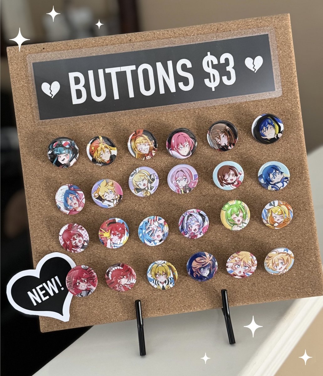 Miraiangelart's tweet image. If I opened an online shop soon, would you be interested in buying my goods? #vocaloid #hatsunemiku
