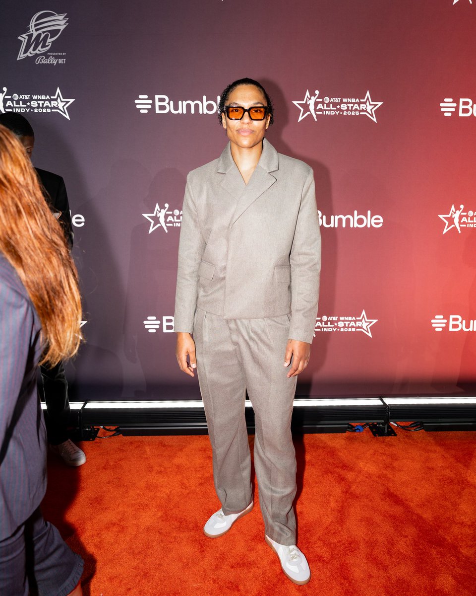 Phoenix Mercury tweet media