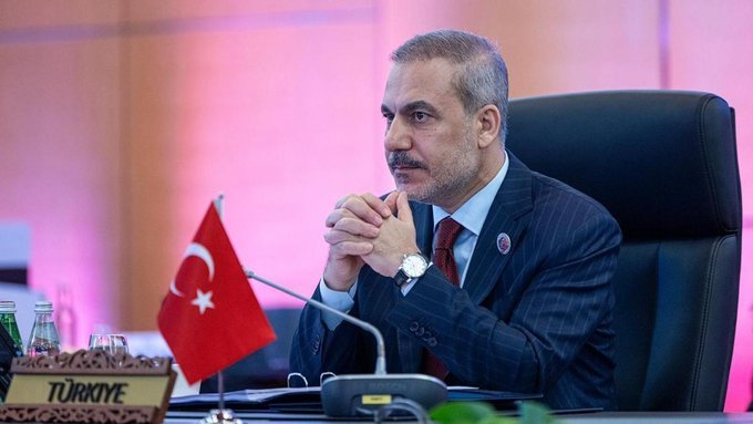 #Sondakika

Dışişleri Bakanımız Hakan Fidan ın doğum günü  yeni yaşınız güzelliklerle dolsun.
Mutlu yıllar iyi ki doğdunuz.