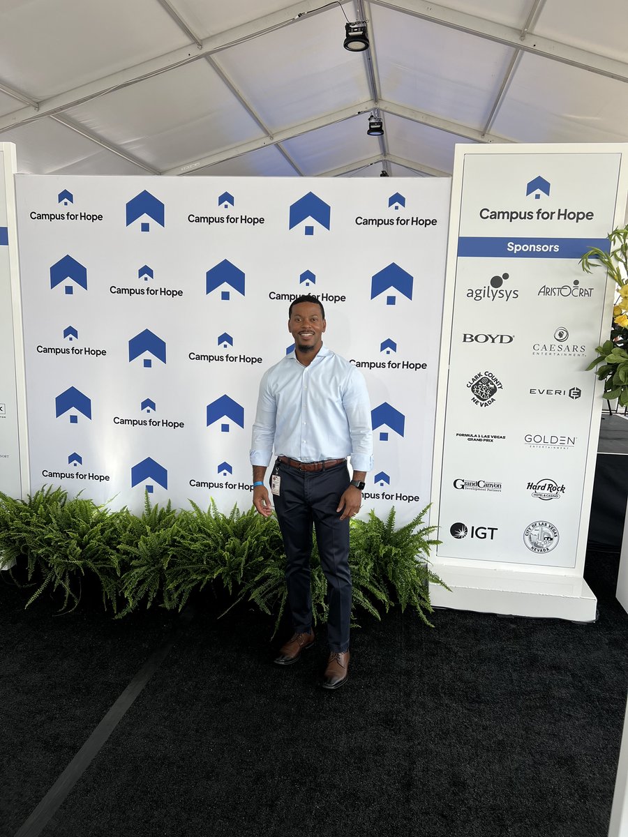 CommishMcCurdy's tweet image. Honored to join community partners for the groundbreaking of the Campus for Hope — a future hub of healing, housing, and hope for our most vulnerable neighbors. Grateful for the vision and compassion driving this project forward.