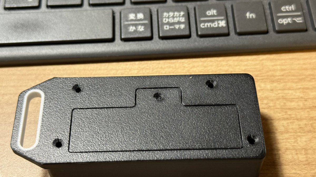 kei_plab0411's tweet image. こういうはめ合いパーツを作るなら
パーツを最初から組み込んで、そのパーツをサポートがわりに造形する方が、変にサポートつけてやるよりめっちゃ綺麗に作れるっていう知見を得た