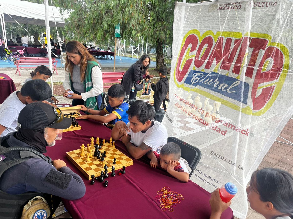 Secretaría de Cultura (@cultura_mx) on Twitter photo Este jueves 17 de julio, el equipo de <a href="/VinculaCultura/">Vinculación Cultural</a> estuvo en Guerrero y Guanajuato, invitando a la comunidad de tres colonias a ser partícipes de actividades culturales y de cohesión social.
En la colonia Bella Vista de Chilpancingo se realizó la Feria por la Paz en la que Este jueves 17 de julio, el equipo de <a href="/VinculaCultura/">Vinculación Cultural</a> estuvo en Guerrero y Guanajuato, invitando a la comunidad de tres colonias a ser partícipes de actividades culturales y de cohesión social.
En la colonia Bella Vista de Chilpancingo se realizó la Feria por la Paz en la que