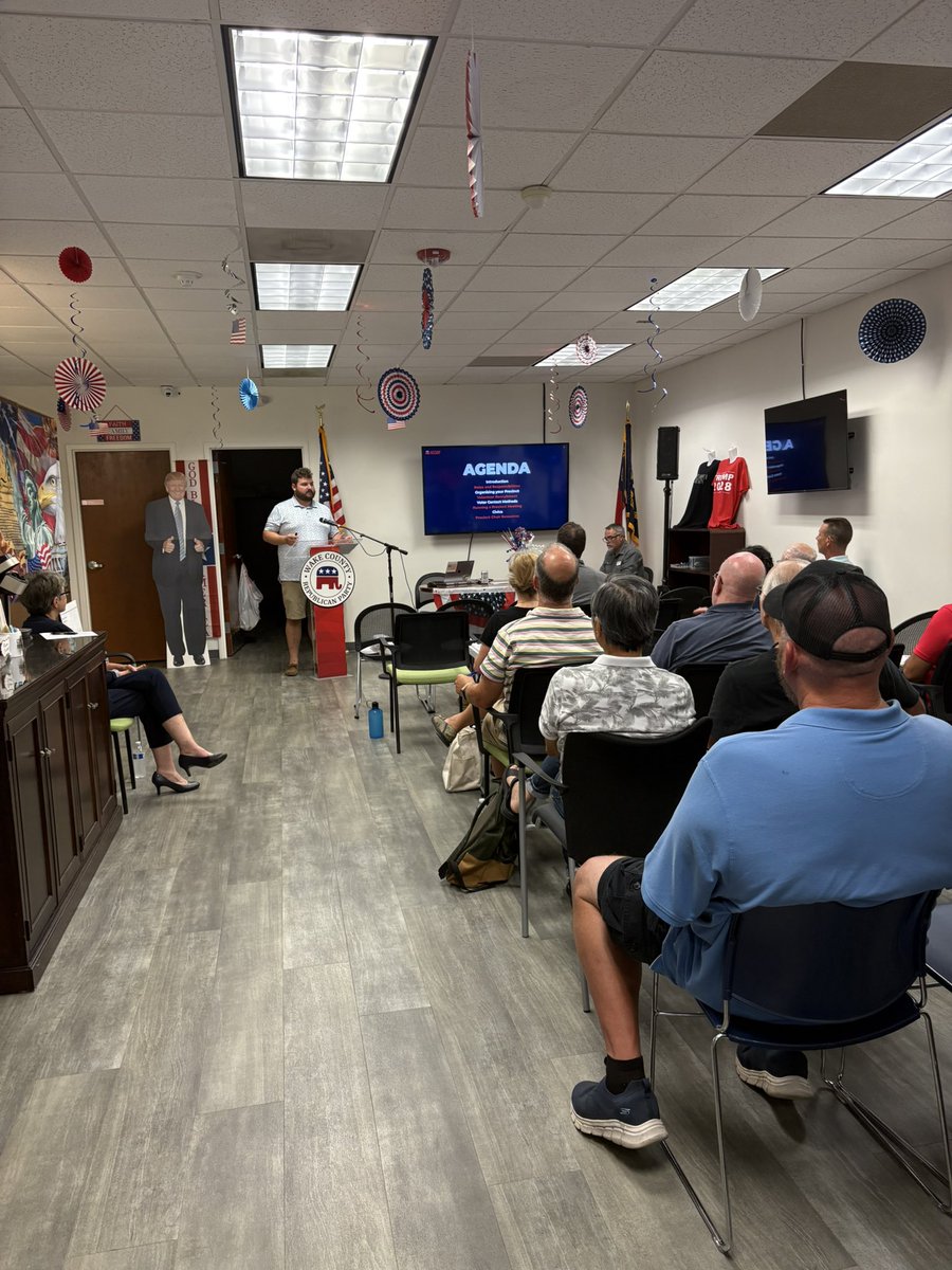 wakegop's tweet image. Amazing 1st Ever Region Chair Training with NCGOP Political Director Dakota Cook, GOTV chair and TPA Field Director Hudson Price and Region Chair Manager Mike DeGruy. Thanks to our instructors and all of our Region Chairs for participating!
#wakegop #ncgop #turningpointaction