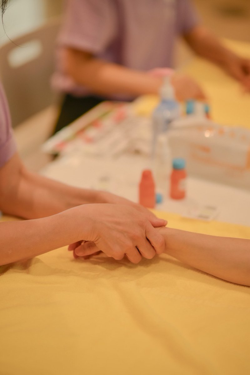 tokaihoku_NHO's tweet image. 6月21日に3施設合同で市民公開講座を開催しました！
地域の方が250名ほど参加され大盛況でした！
今後も、地域と地域の病院が連携し、地域の皆様の健康を支えていきたいと思います！
#三重中央医療センター #榊原病院 #看護イベント