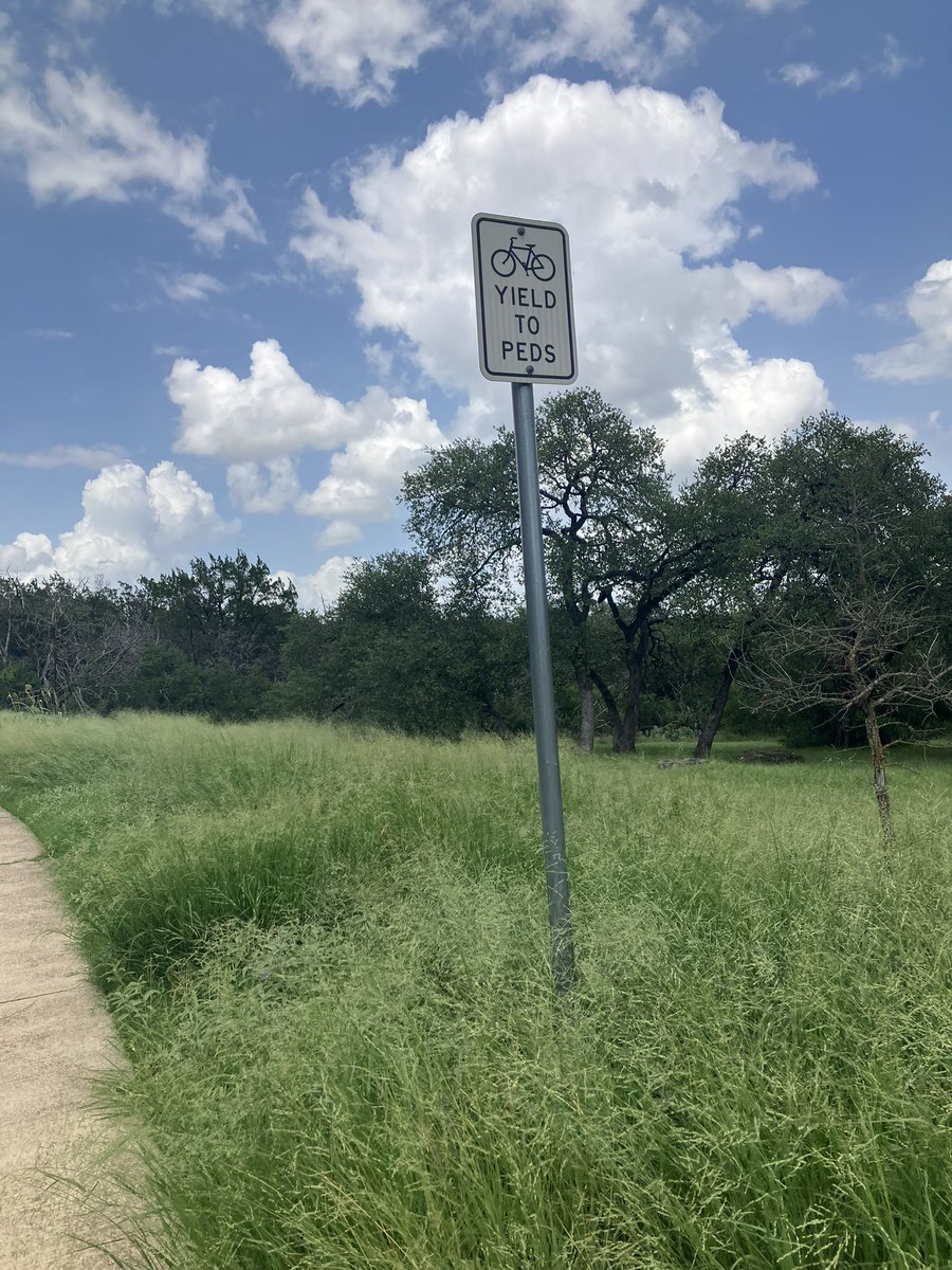 MJ_Back_Again2's tweet image. Yield To McCalls