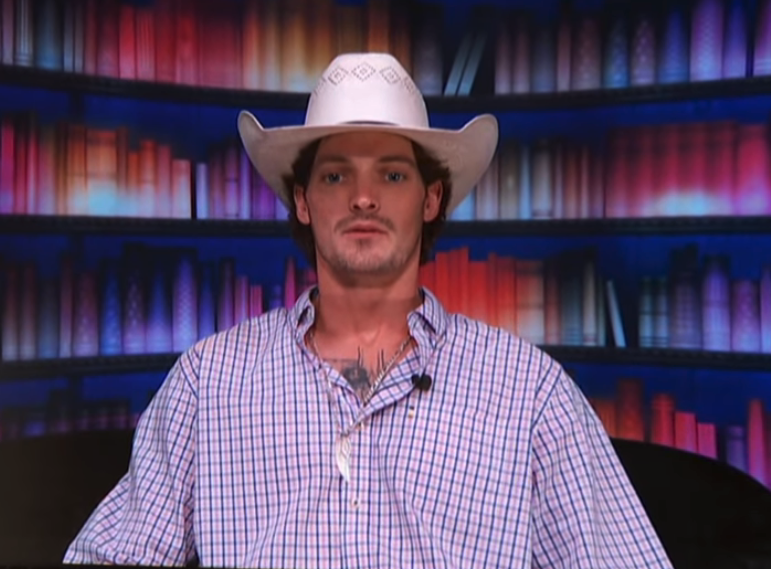 robcesternino's tweet image. Rylie's mustache going better than the burger boys alliance so far #bb27