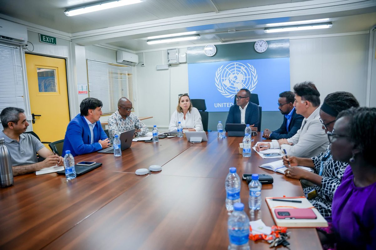 Director of the #SoDMA Mahmoud M.Abdulle participated in a high level meeting convened by the Somalia Humanitarian which includes donor representatives and heads of UN agencies.The meeting focused on the worsening drought conditions in the northern regions