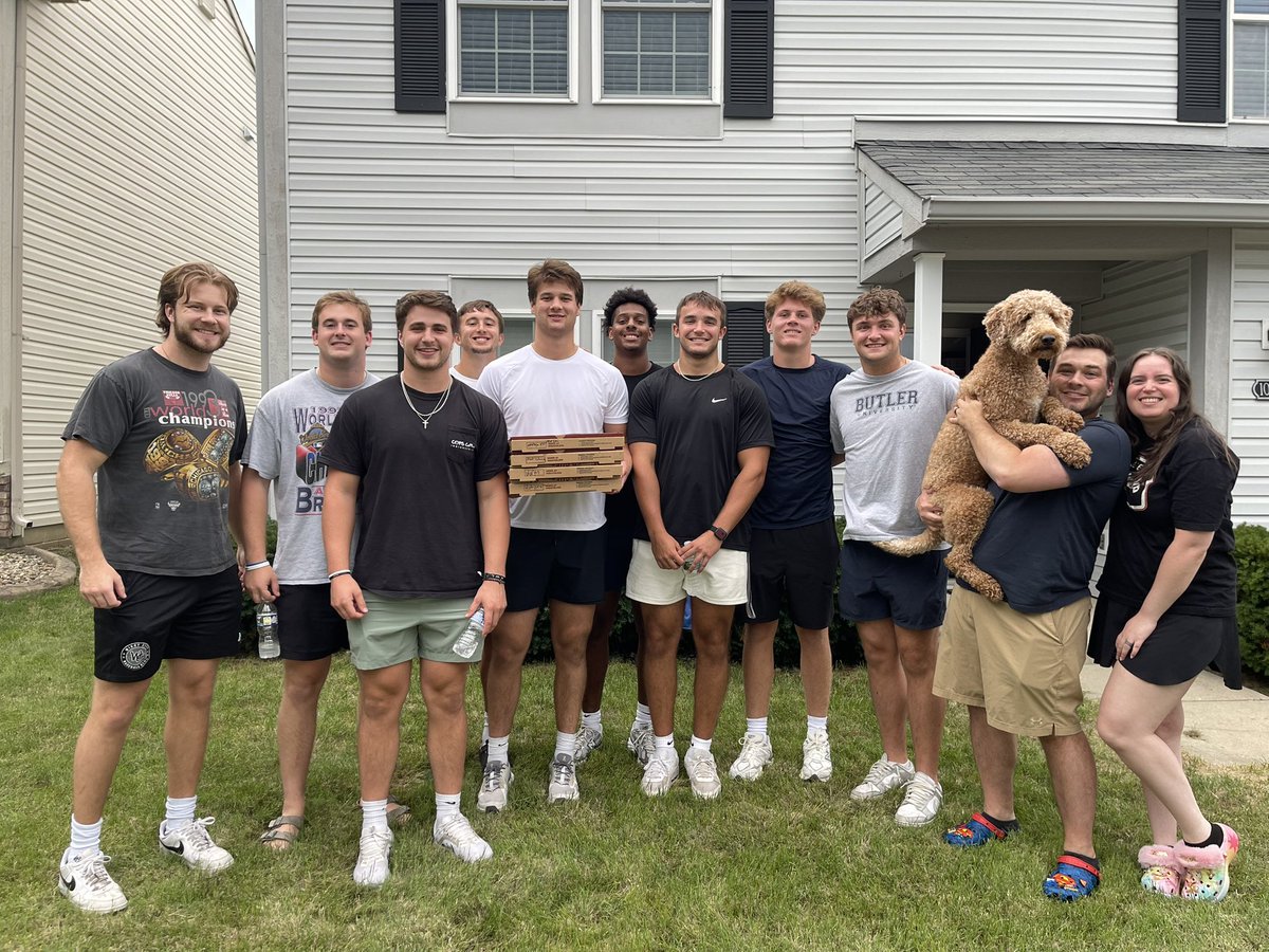 Great time tonight with the Ts! Excited for the season! #GoDawgs #WithAnEdge