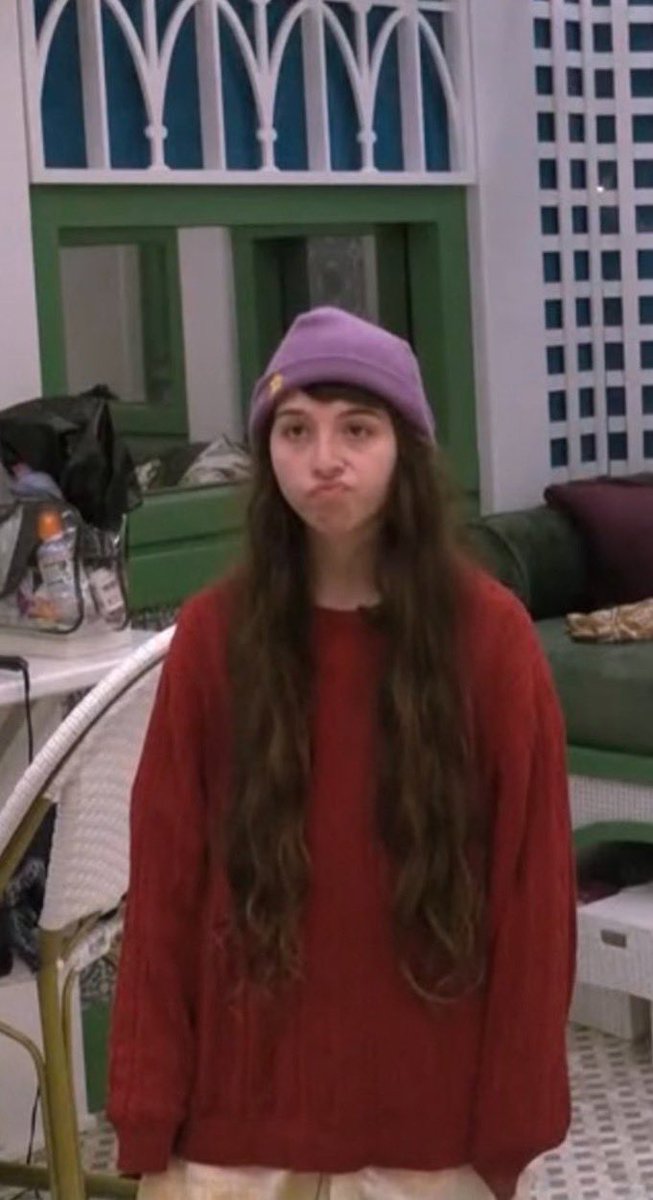 lexiegasm's tweet image. me watching zach sob #bb27