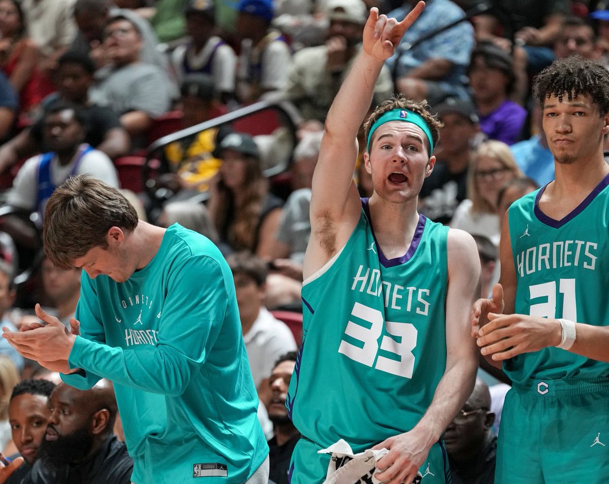 HornetsHoops tweet media