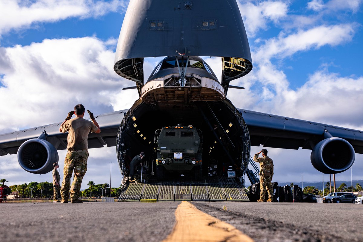USARPAC's tweet image. @USARPAC is the dominant land force in the Indo-Pacific. We train hard, fight to win, and stand ready to defeat any enemy. Lethality, discipline, and warrior spirit define us.
America's Army: STRONG. LETHAL. UNMATCHED.
#Apply #Prevail #ThisWellDefend #NoBetterFriendNoWorseEnemy