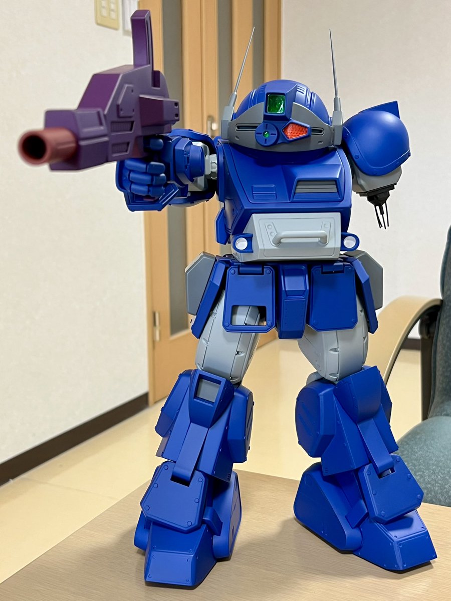 hirorongt3's tweet image. 遂に出来ました。✨
全高41cm (アンテナ先)
重量2.3kg
製作期間9ヶ月
原型ノリモータース様
ハッチは固定で開く形に。
コクピット内部はやまとから移植。
DTライフル・爆雷投射システム・アイアンクローはプラ板自作。
やれるだけの事はやりました。悔いはありません。(´ω`)
#ラビドリードッグ12分の1