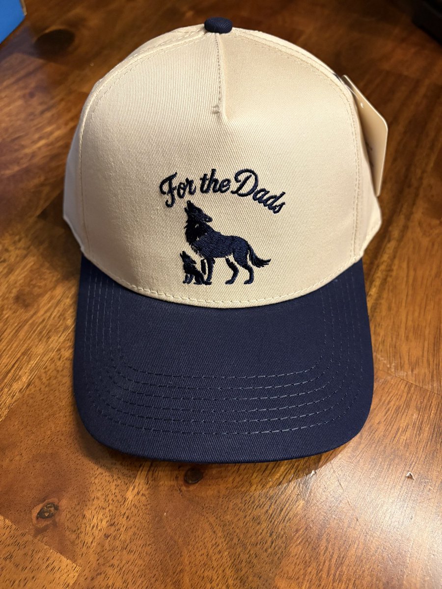 devnetdan's tweet image. Clutch birthday present from the wifey! I love listening to the pod. I grabbed a copy of Strong Fathers, Strong Daughters and have been enjoying it. Thanks for the recommendation!
Keep it up @_willcompton and @ShermStu_2! @ForTheDadsPod