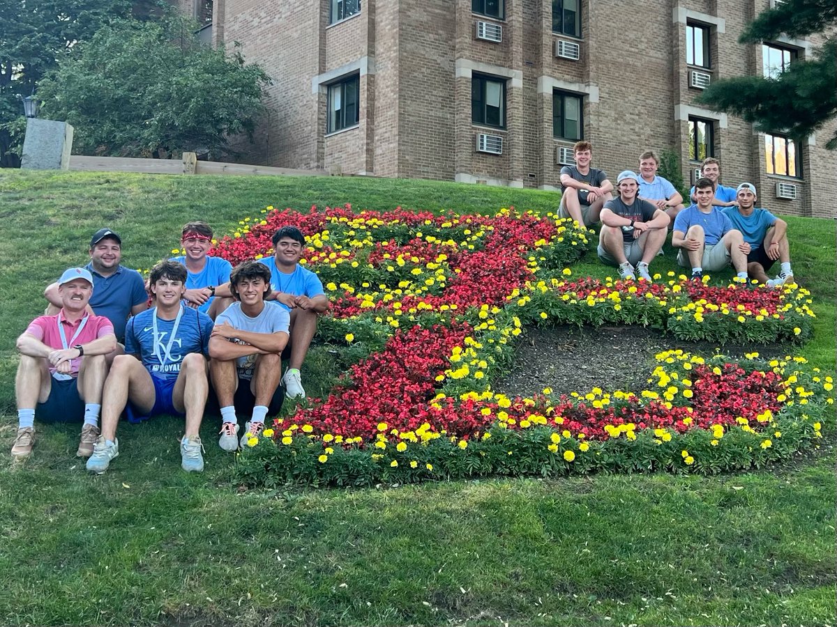 RockHighPres's tweet image. AMDG Hawklets at Boston College: Today includes a local pizzeria, lobster dinner, art creation and getting ready to wrap up week. AMDG