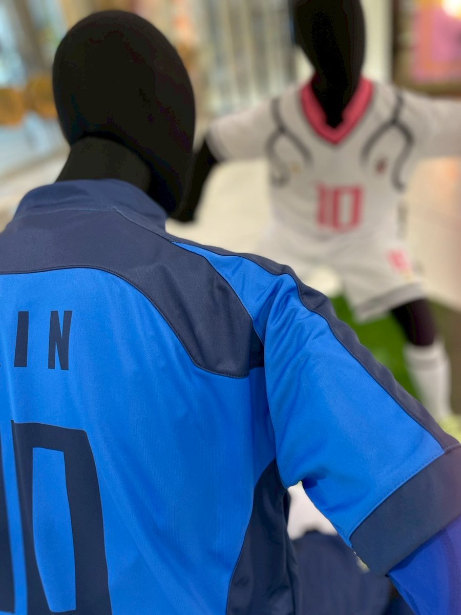 BLUELOCK_EGOTEN's tweet image. #エゴ展 金沢会場いよいよ本日よりスタート!⚽
また1Fでは、描き下ろしキャラスタンディパネルや 冴 VS 凛の FINAL MATCHUPシーンを展示中✨展覧会場(8F)とあわせて、お見逃しなく🔥!
金沢会場チケット発売中!🎫
eplus.jp/bluelockegoist…
#ブルーロック
#エゴい
#エゴ展金沢に行ってきました